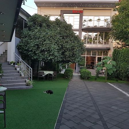 Lira Inn Ni Extérieur photo