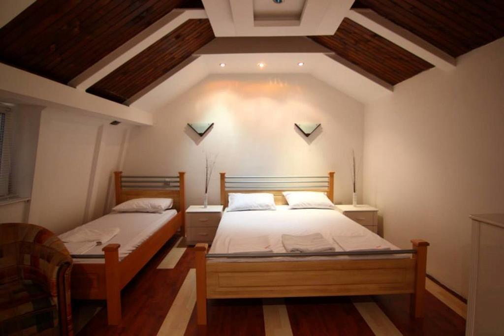 Lira Inn Ni Chambre photo