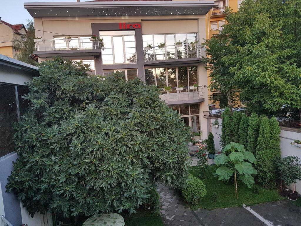 Lira Inn Ni Extérieur photo