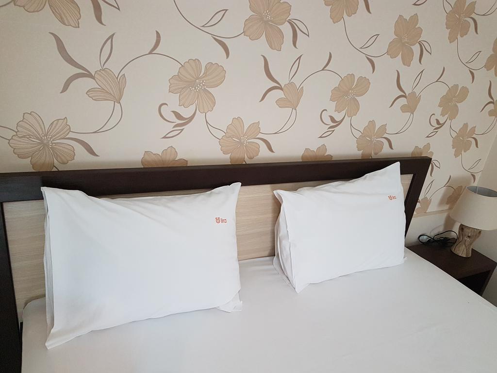 Lira Inn Ni Extérieur photo